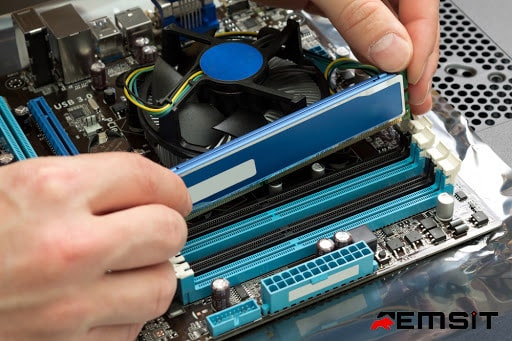 reparatii-calculatoare-arad-min
